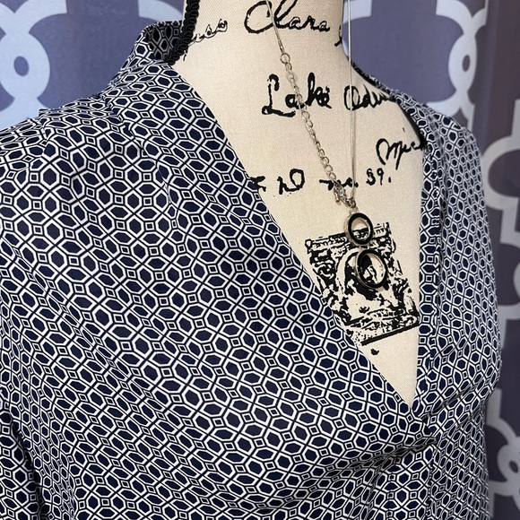 Laundry By shelli argali - Picture 2 of 4